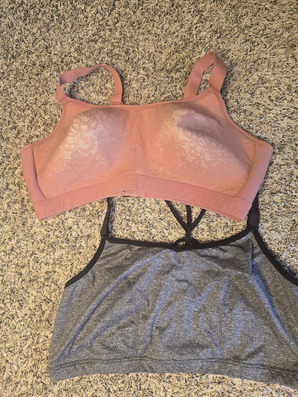 Cacique 42D Bra & LIVI 26/28 Sports Bra Plus Size 2-Piece Bundle